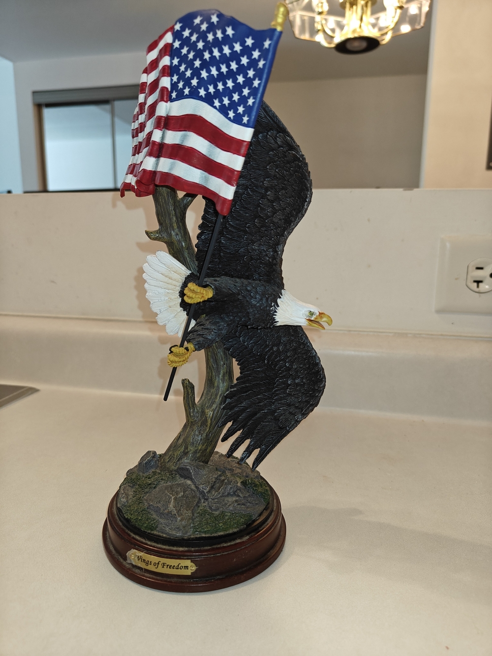 Ted Blaylock "Wings Of Freedom" Bradford Exchange Eagle Sculpture